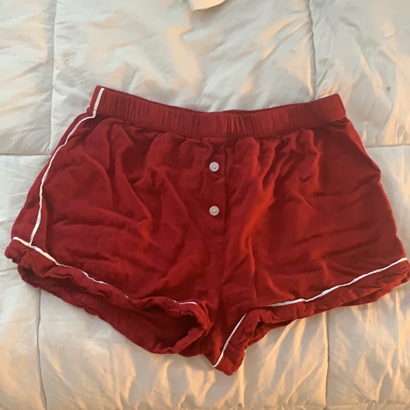 Long sleeve bottom up shirt and matching shorts - Picture 2 of 2